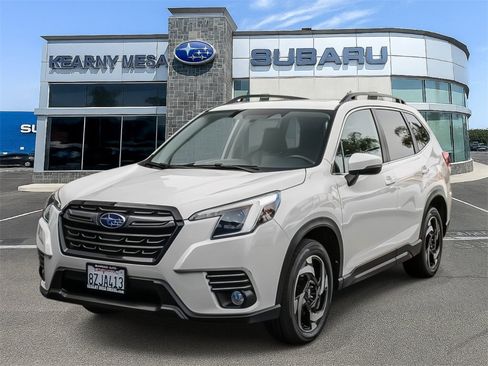 Used 2022 Subaru Forester Limited w/ Popular Package #2 image 3