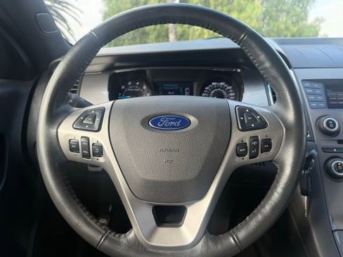 Used 2017 Ford Taurus SEL image 17