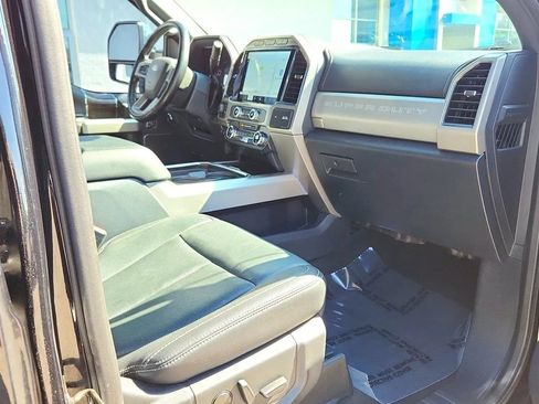 Used 2022 Ford F350 Lariat w/ Lariat Ultimate Package AWD/4WD image 28