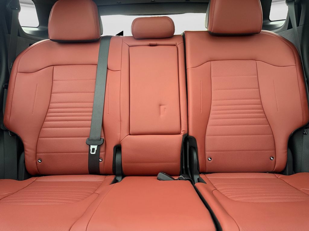 New 2026 Kia Sportage SX AWD/4WD image 16