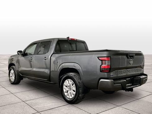 Used 2024 Nissan Frontier SV AWD/4WD image 10