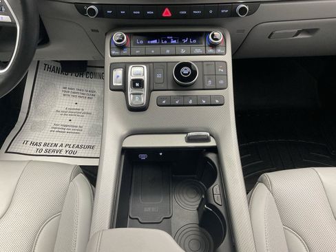 Used 2024 Hyundai Palisade SEL w/ Premium Package FWD image 20