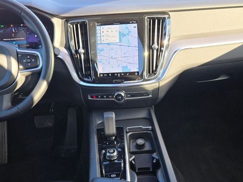 Used 2024 Volvo S60 B5 Core w/ Climate Package image 18