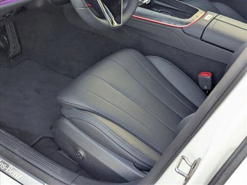 Used 2025 Mercedes-Benz E 350 Sedan image 4