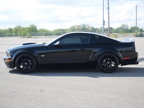 Used 2007 Ford Mustang GT Premium RWD image 19