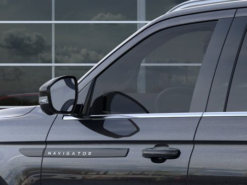 New 2026 Lincoln Navigator L Black Label AWD/4WD image 20