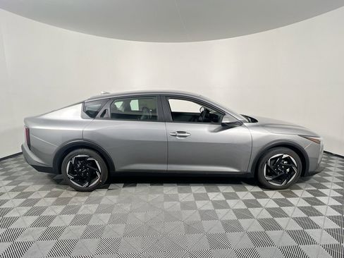 New 2025 Kia K4 EX image 2