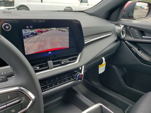 New 2026 Chevrolet Equinox LT w/ Convenience Package II FWD image 38