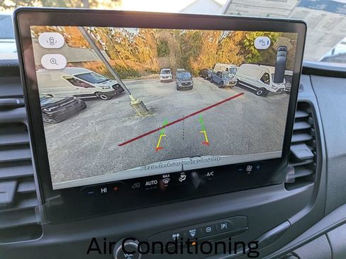 New 2026 Ford Transit 250 148 Medium Roof w/ Load Area Protection Package RWD image 7