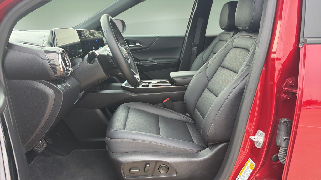 Used 2026 Chevrolet Equinox LT w/ Convenience Package II AWD/4WD image 23