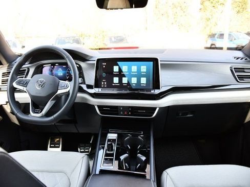 New 2026 Volkswagen Atlas Cross Sport SEL Premium R-Line image 18