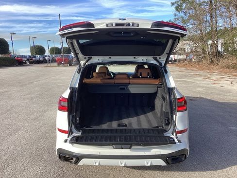 Used 2022 BMW X5 sDrive40i w/ M Sport Package image 10