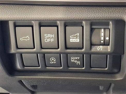 Certified 2023 Subaru Forester Premium image 28