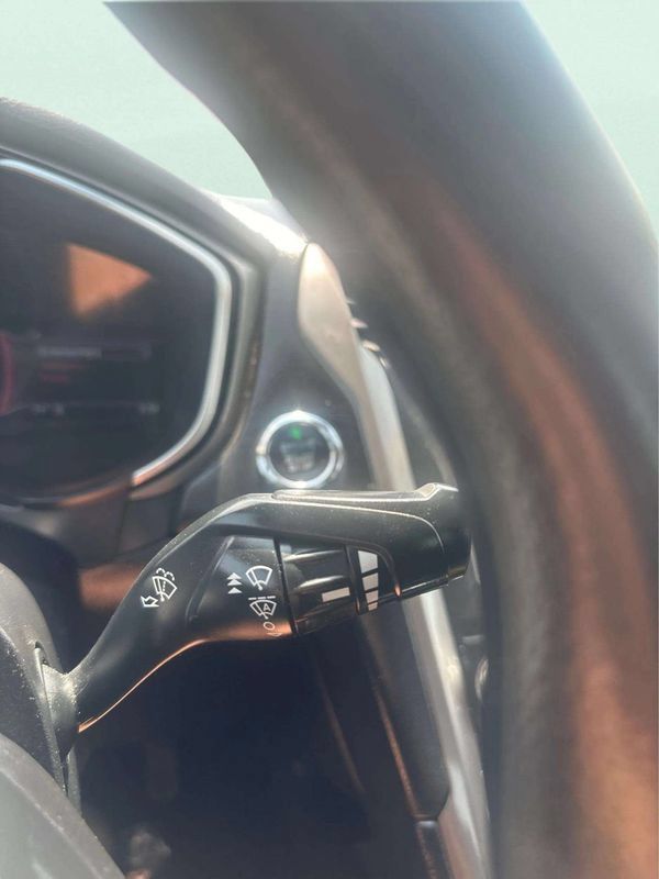 Used 2019 Ford Fusion SE FWD image 24