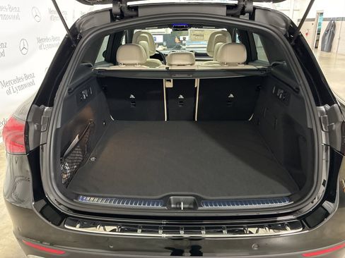 New 2026 Mercedes-Benz GLC 300 4MATIC image 7
