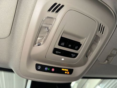 Certified 2023 Buick Envision Essence w/ Sport Touring Package image 19