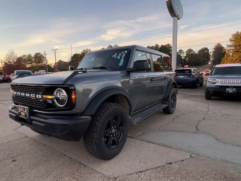 New 2025 Ford Bronco Big Bend image 2