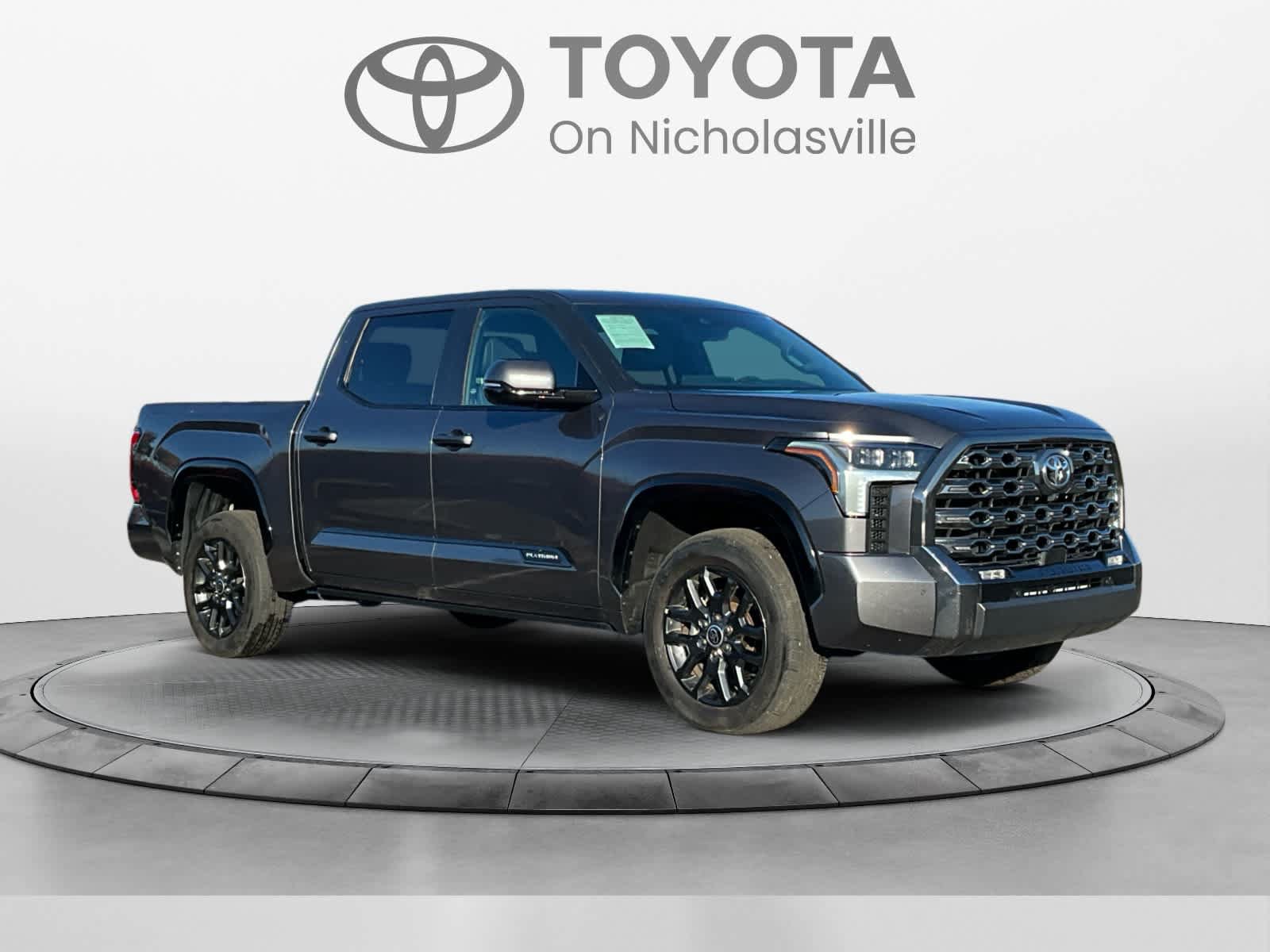 Used 2023 Toyota Tundra Platinum AWD/4WD image 7