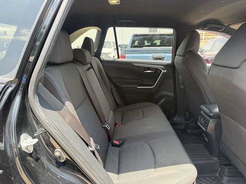 Used 2022 Toyota RAV4 SE AWD/4WD image 32
