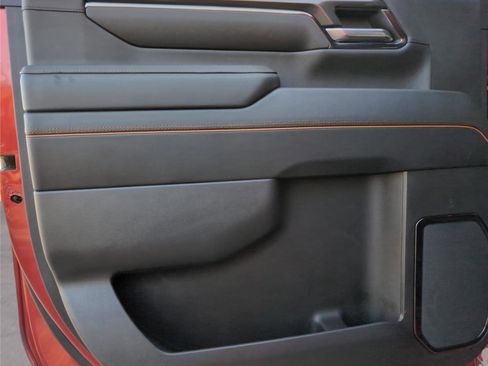 Used 2024 GMC Sierra 2500 AT4 w/ AT4 Premium Plus Package image 30