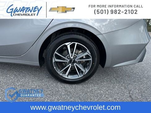 Used 2023 Kia Forte LXS FWD image 10