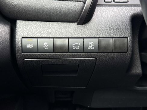 Used 2024 Toyota Camry SE image 18