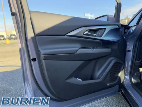 New 2026 Chevrolet Equinox EV LT image 10