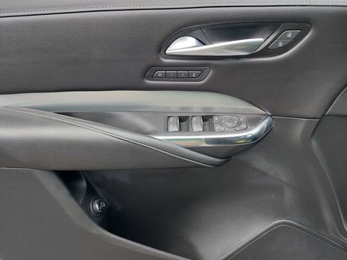 Used 2023 Cadillac XT4 Premium Luxury FWD image 37