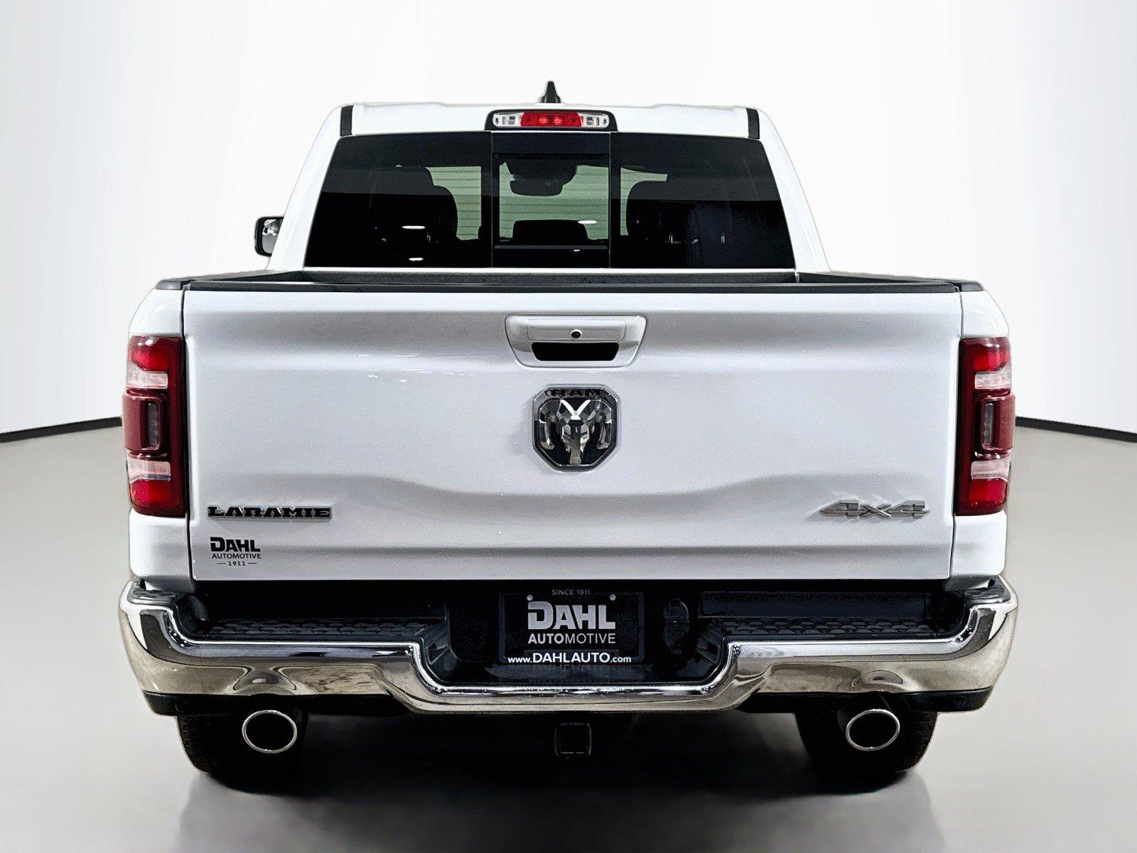 Used 2024 RAM 1500 Laramie AWD/4WD image 12