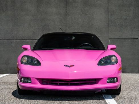 Used 2010 Chevrolet Corvette Coupe w/ 1LT image 12