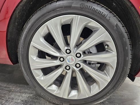 Used 2025 Buick Envista Avenir FWD image 9