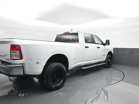 Used 2024 RAM 3500 Big Horn image 8