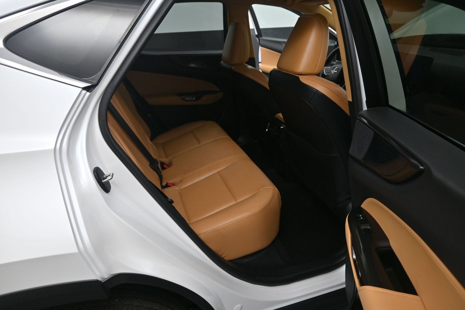 Used 2024 Lexus NX 350 AWD image 40