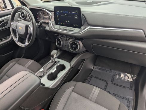 Used 2023 Chevrolet Blazer LT image 11