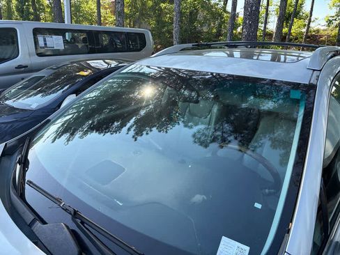 Used 2011 Lexus RX 350 2WD w/ Premium Pkg image 9