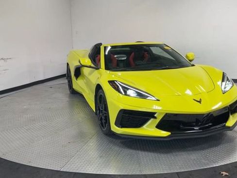 Used 2022 Chevrolet Corvette Stingray Preferred Conv image 4