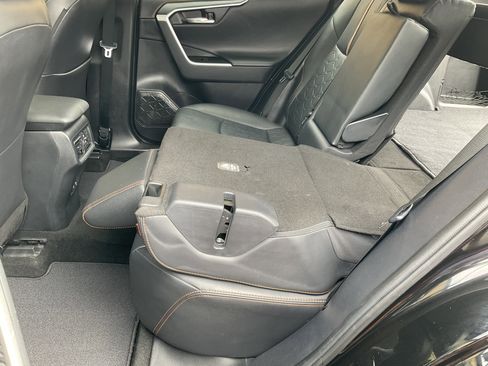 Used 2024 Toyota RAV4 Adventure image 36