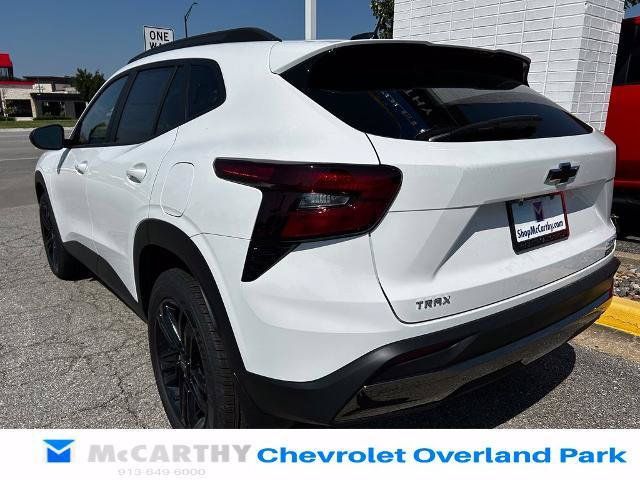 New 2026 Chevrolet Trax ACTIV FWD image 3