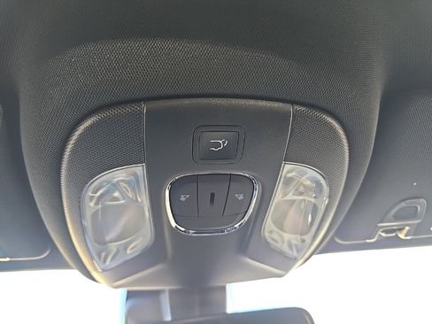 New 2026 Jeep Compass Limited image 32