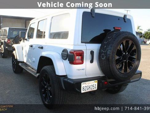 Used 2021 Jeep Wrangler Unlimited Sahara w/ Cold Weather Group image 3