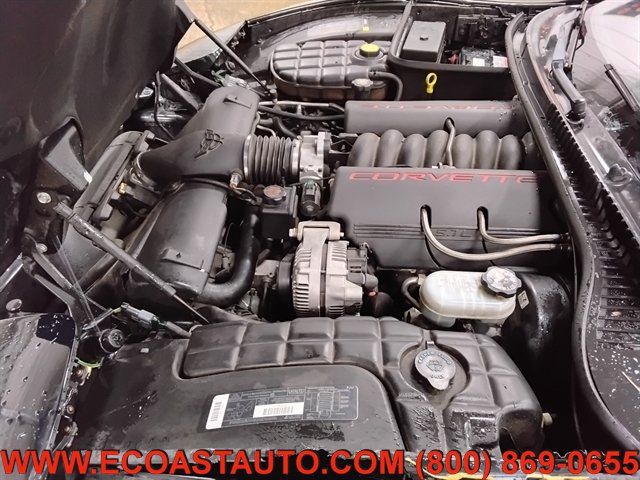 Used 1998 Chevrolet Corvette Coupe w/ Roof Pkg RWD image 10