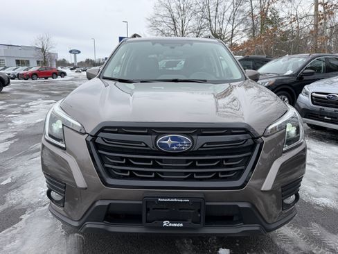 Used 2023 Subaru Forester Premium image 14