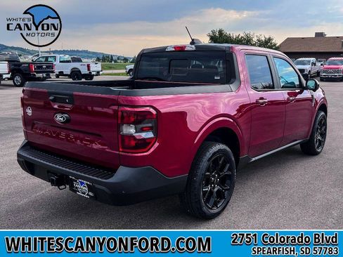 New 2025 Ford Maverick Lariat w/ Black Appearance Package image 10