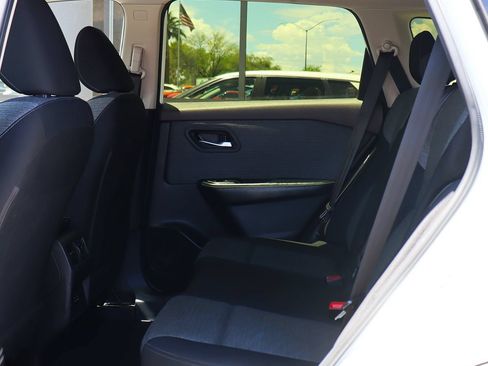 Used 2023 Nissan Rogue SV FWD image 33