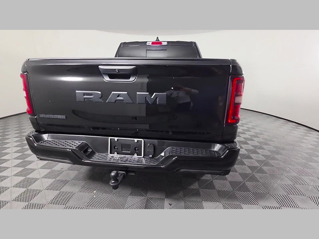 Used 2025 RAM 1500 Big Horn RWD image 40