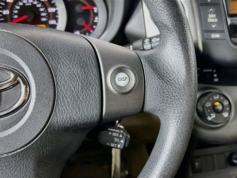 Used 2010 Toyota RAV4 4WD image 30