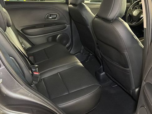 Used 2021 Honda HR-V EX-L image 13