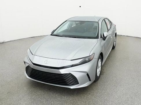 New 2026 Toyota Camry LE image 43