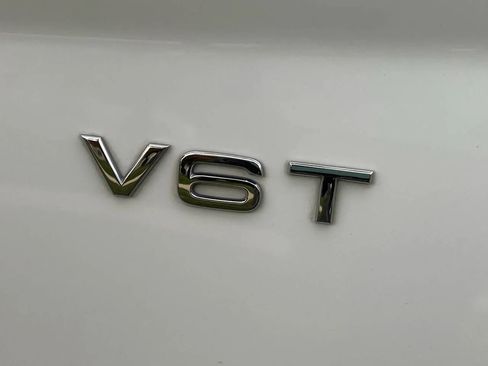 Used 2018 Audi SQ5 Prestige w/ Prestige Package image 16