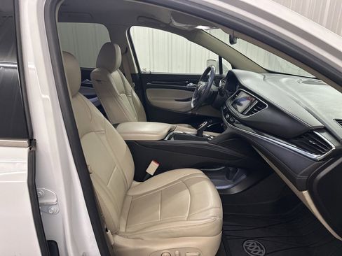 Used 2020 Buick Enclave Essence image 43